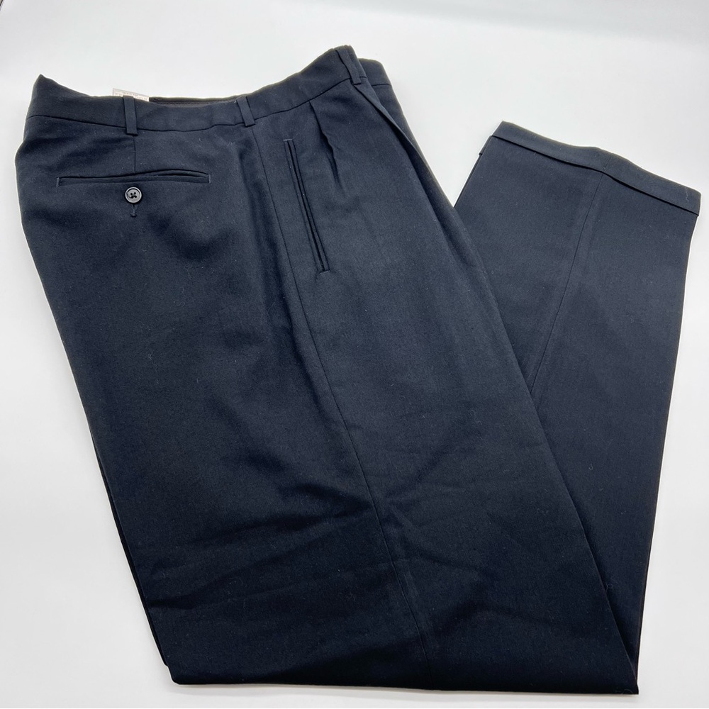 Perry Ellis Men's Y2K Black Pleated 1”Cuffed Dress Pants-Size 32” X 32”